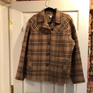 NWOT reversible wool shacket. Plaid —>tan with subtle flecks of color.